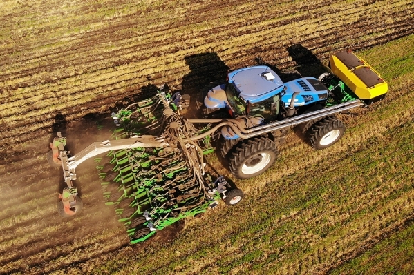 Universeller Aussaatkomplex STS Magia Veles Agro